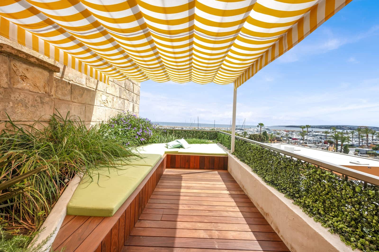 2 slaapkamer Flat te koop in Portals Nous met zwembad garage - € 1.380.000 (Ref: 9019736)