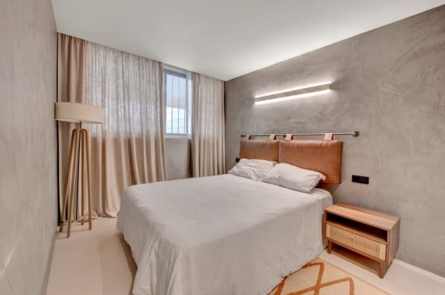 2 sypialnia Mieszkanie na sprzedaż w Portals Nous, Calvià z basenem garażem - 1 380 000 € (Ref: 9019736)