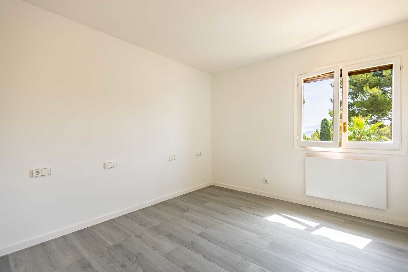 3 sypialnia Penthouse na sprzedaż w Peguera / Paguera z basenem garażem - 1 590 000 € (Ref: 9057200)