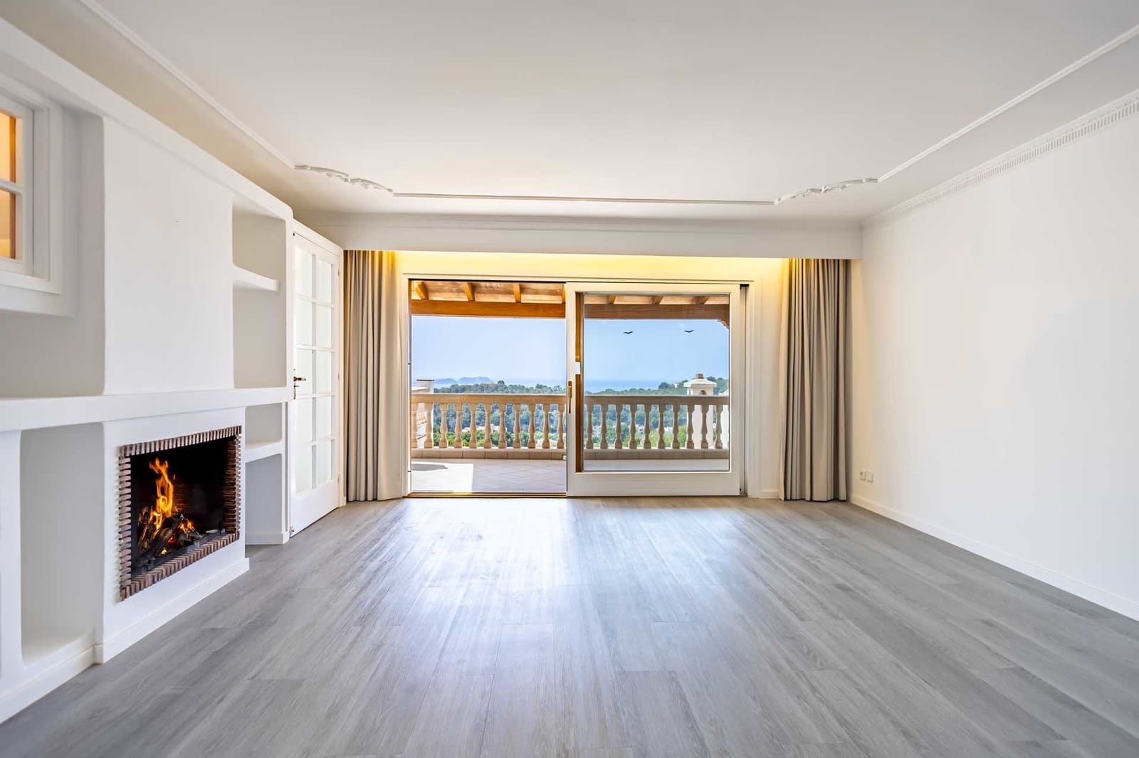 3 sypialnia Penthouse na sprzedaż w Peguera / Paguera z basenem garażem - 1 590 000 € (Ref: 9057200)