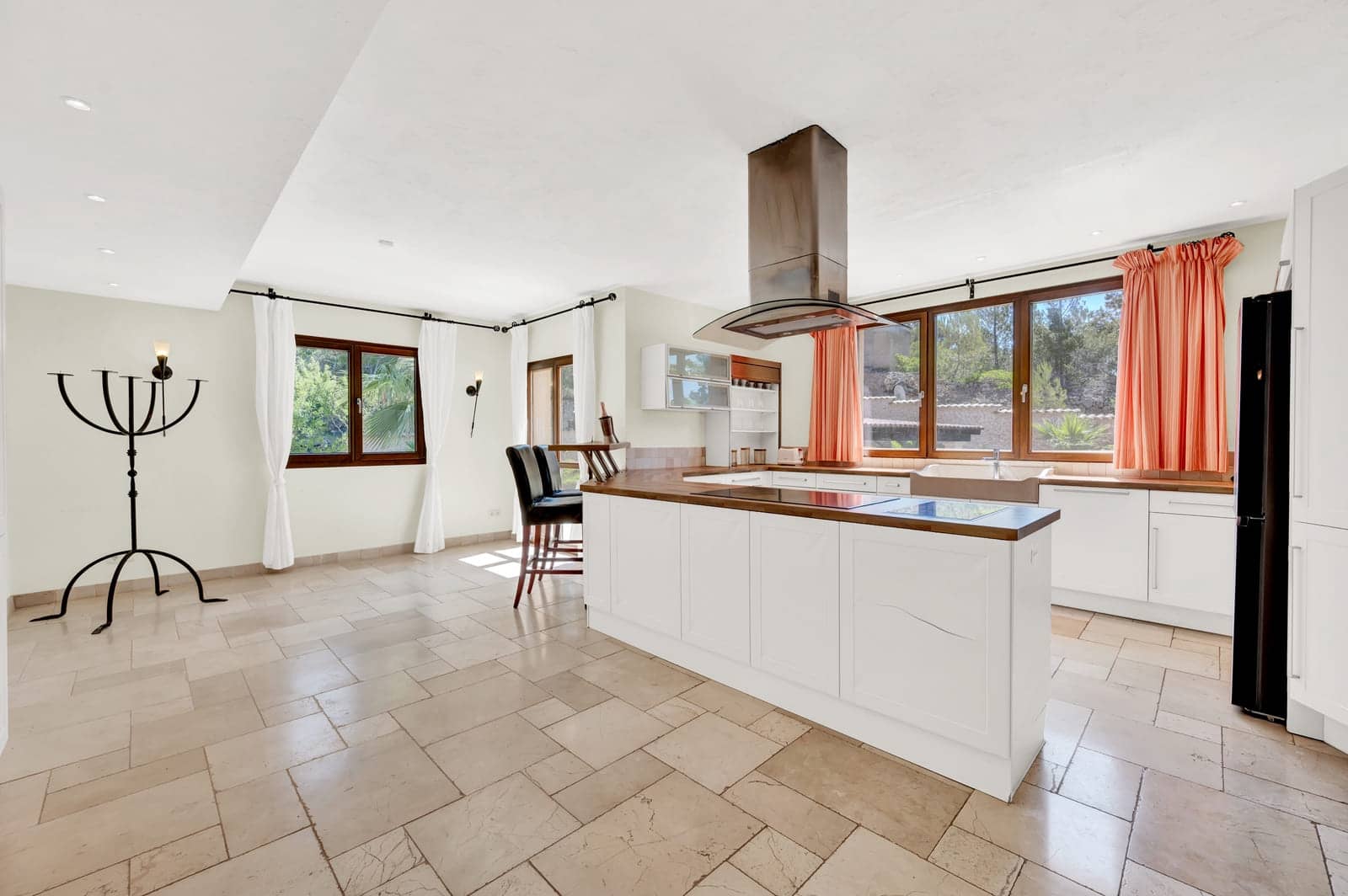 Finca/Casa Rural de 5 habitaciones en Santa María del Camí en venta con piscina garaje - 2.995.000 € (Ref: 9074686)