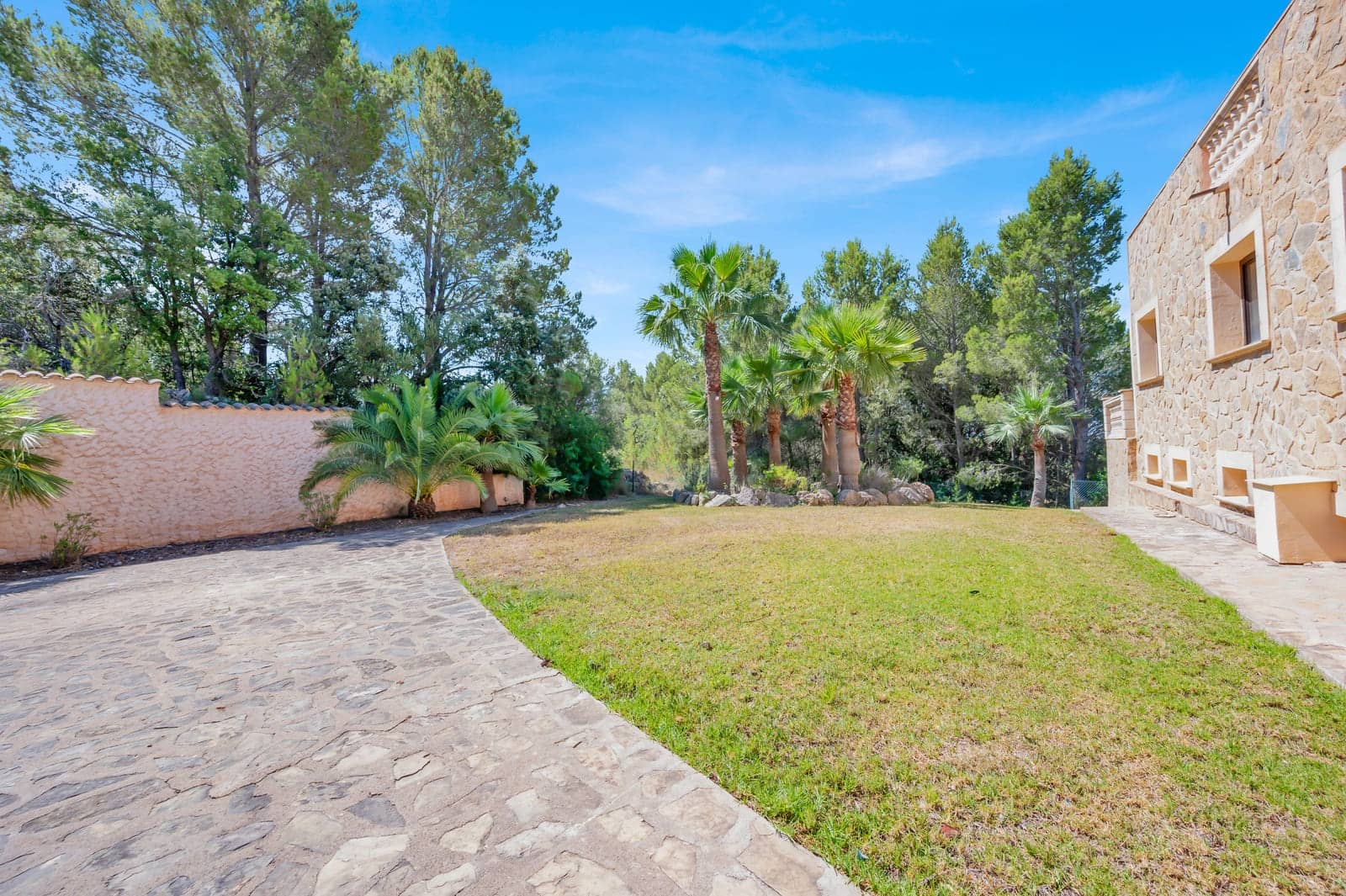 Finca/Casa Rural de 5 habitaciones en Santa María del Camí en venta con piscina garaje - 2.995.000 € (Ref: 9074686)