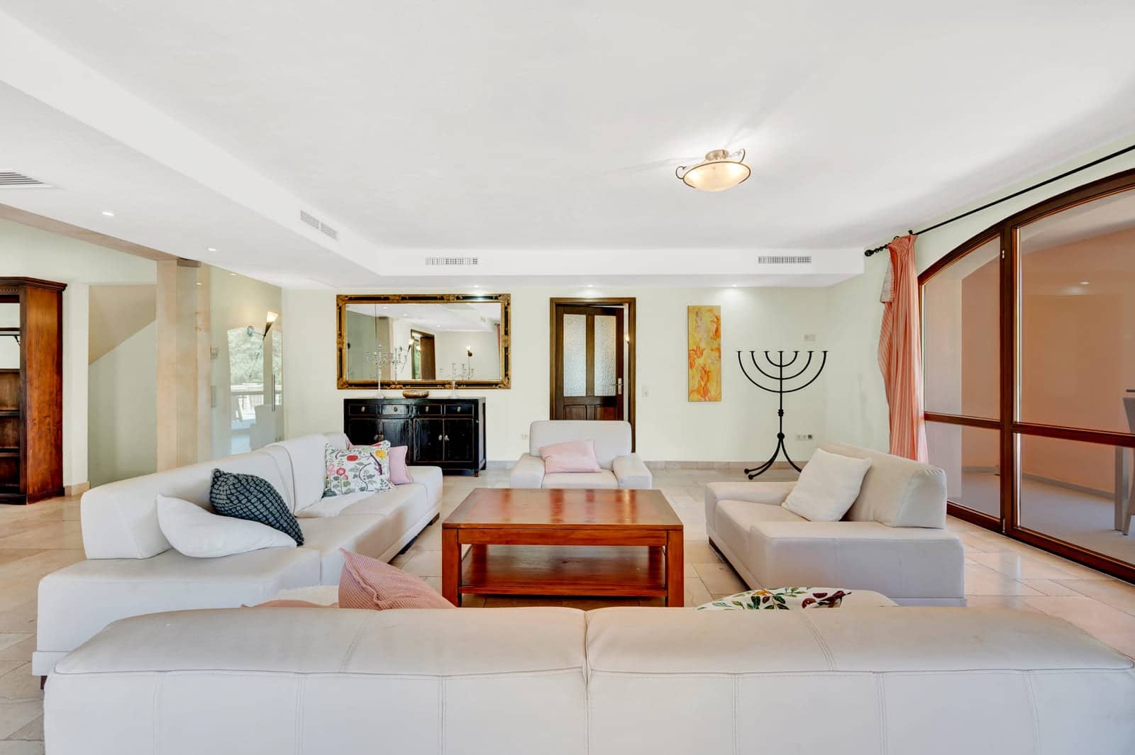 Finca/Casa Rural de 5 habitaciones en Santa María del Camí en venta con piscina garaje - 2.995.000 € (Ref: 9074686)