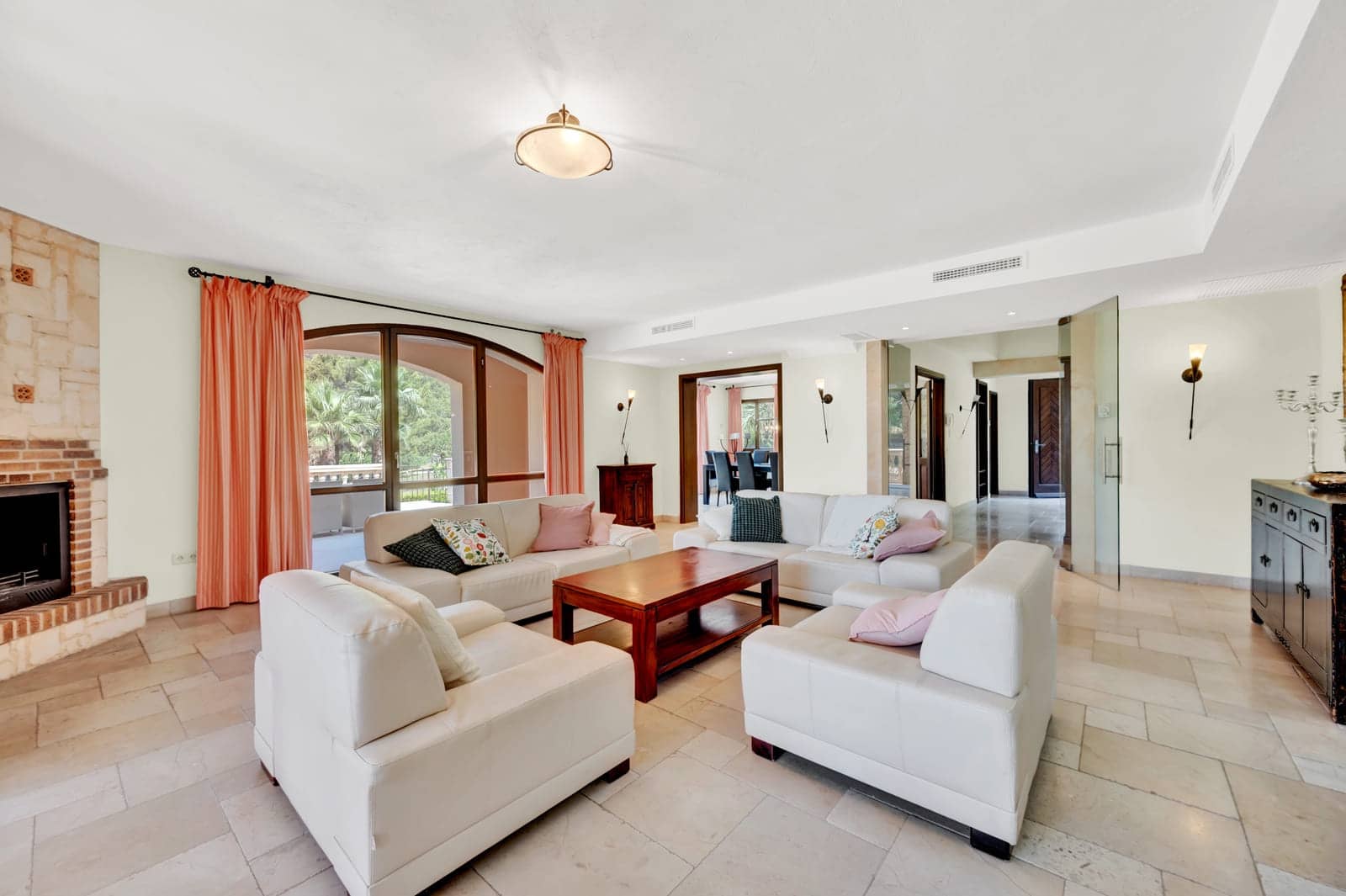 Finca/Casa Rural de 5 habitaciones en Santa María del Camí en venta con piscina garaje - 2.995.000 € (Ref: 9074686)