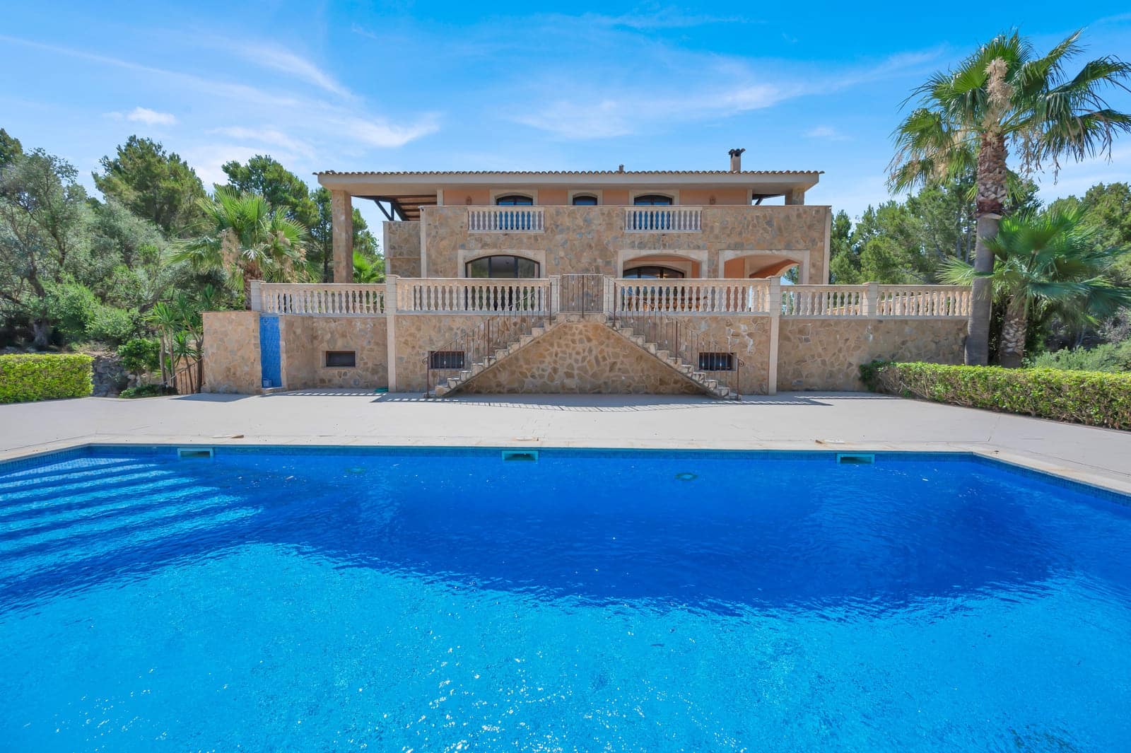 Finca/Casa Rural de 5 habitaciones en Santa María del Camí en venta con piscina garaje - 2.995.000 € (Ref: 9074686)