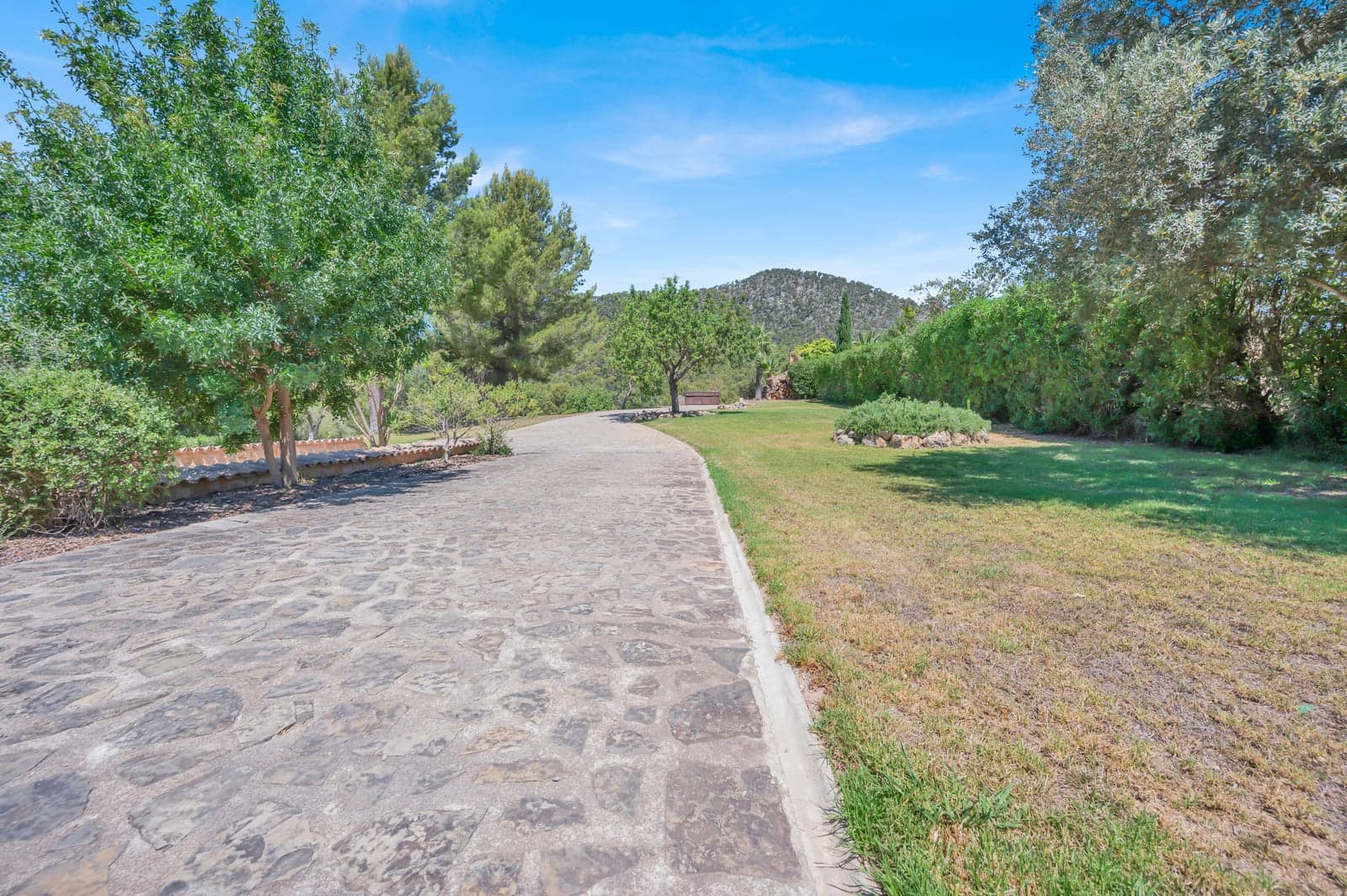 Finca/Casa Rural de 5 habitaciones en Santa María del Camí en venta con piscina garaje - 2.995.000 € (Ref: 9074686)