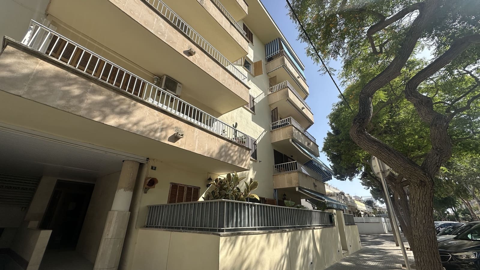 3 soverom Leilighet til salgs i Es Molinar / El Molinar med garasje - € 680 000 (Ref: 9101845)