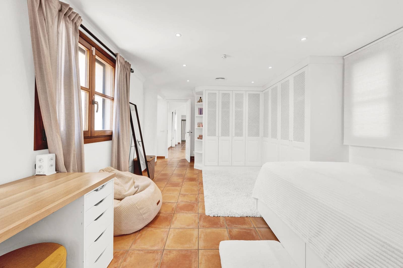 6 soveværelse Villa til salg i Santa Ponsa med swimmingpool garage - € 3.900.000 (Ref: 9104165)