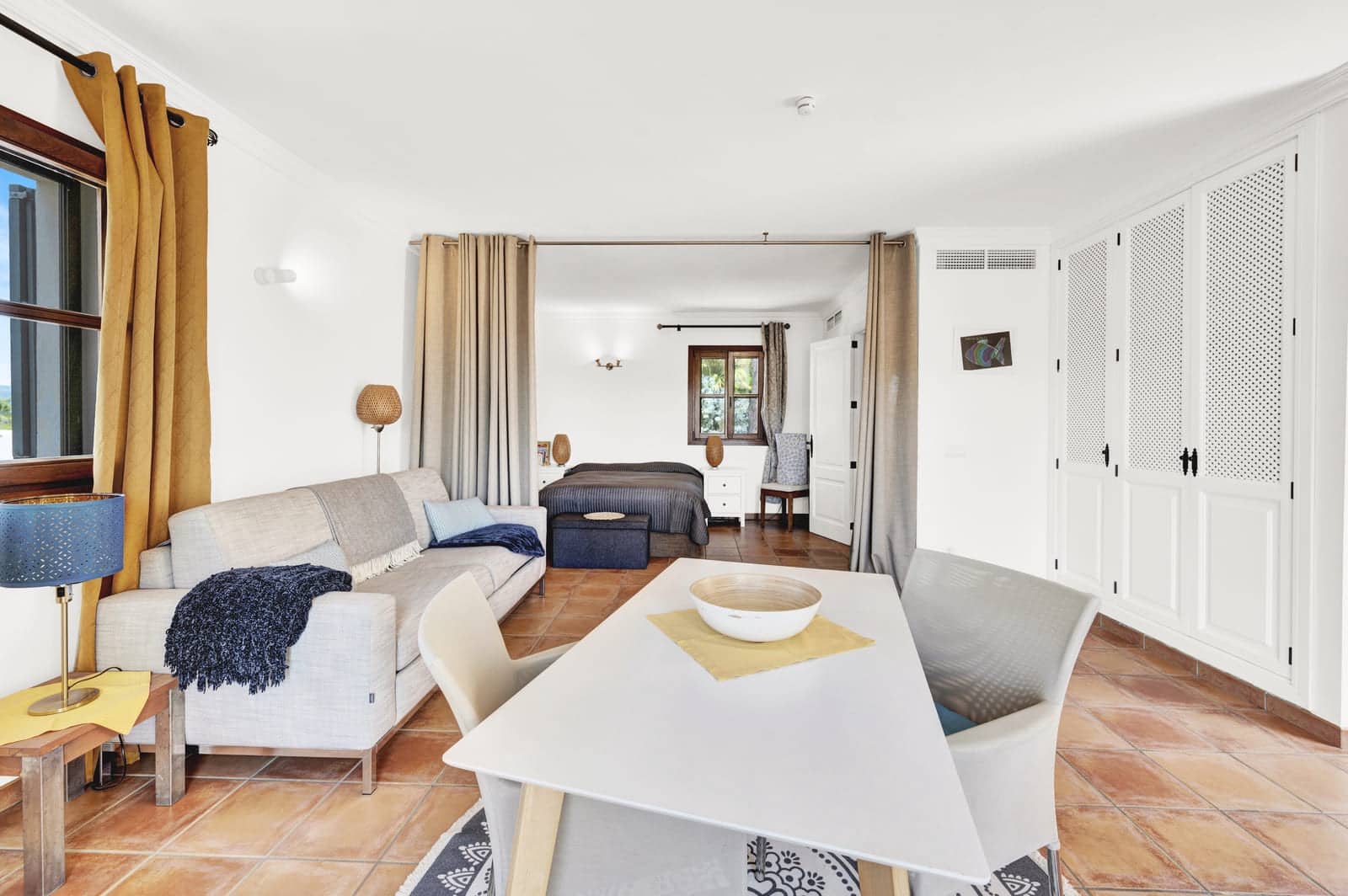 6 soveværelse Villa til salg i Santa Ponsa med swimmingpool garage - € 3.900.000 (Ref: 9104165)