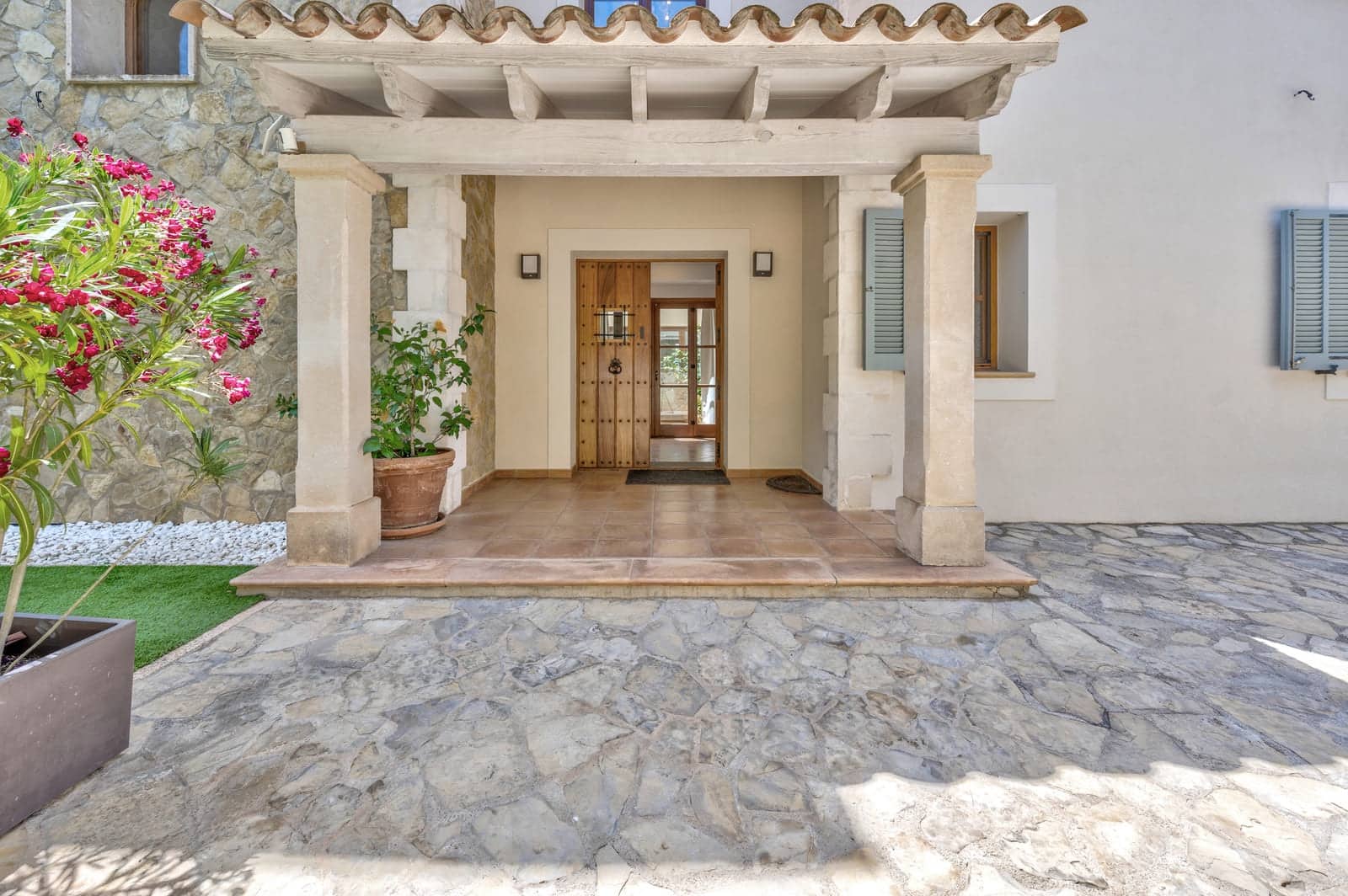 6 soveværelse Villa til salg i Santa Ponsa med swimmingpool garage - € 3.900.000 (Ref: 9104165)