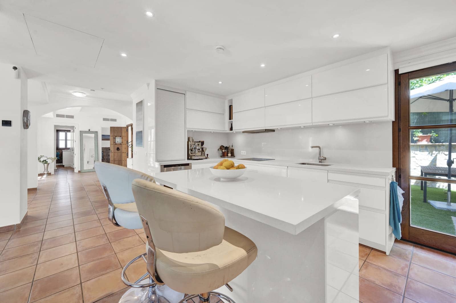 6 soveværelse Villa til salg i Santa Ponsa med swimmingpool garage - € 3.900.000 (Ref: 9104165)