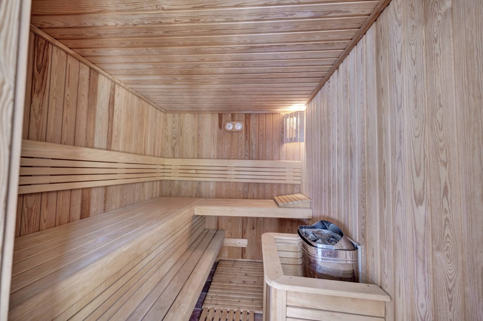 6 soveværelse Villa til salg i Santa Ponsa med swimmingpool garage - € 3.900.000 (Ref: 9104165)