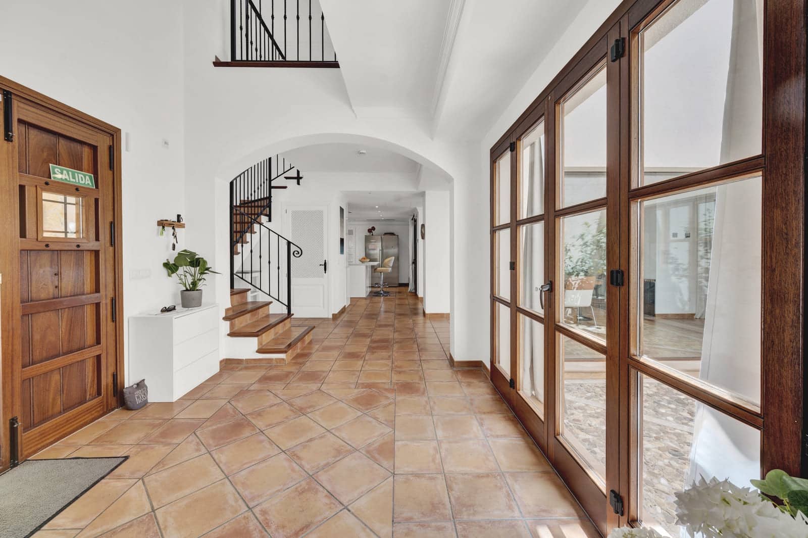 6 soveværelse Villa til salg i Santa Ponsa med swimmingpool garage - € 3.900.000 (Ref: 9104165)