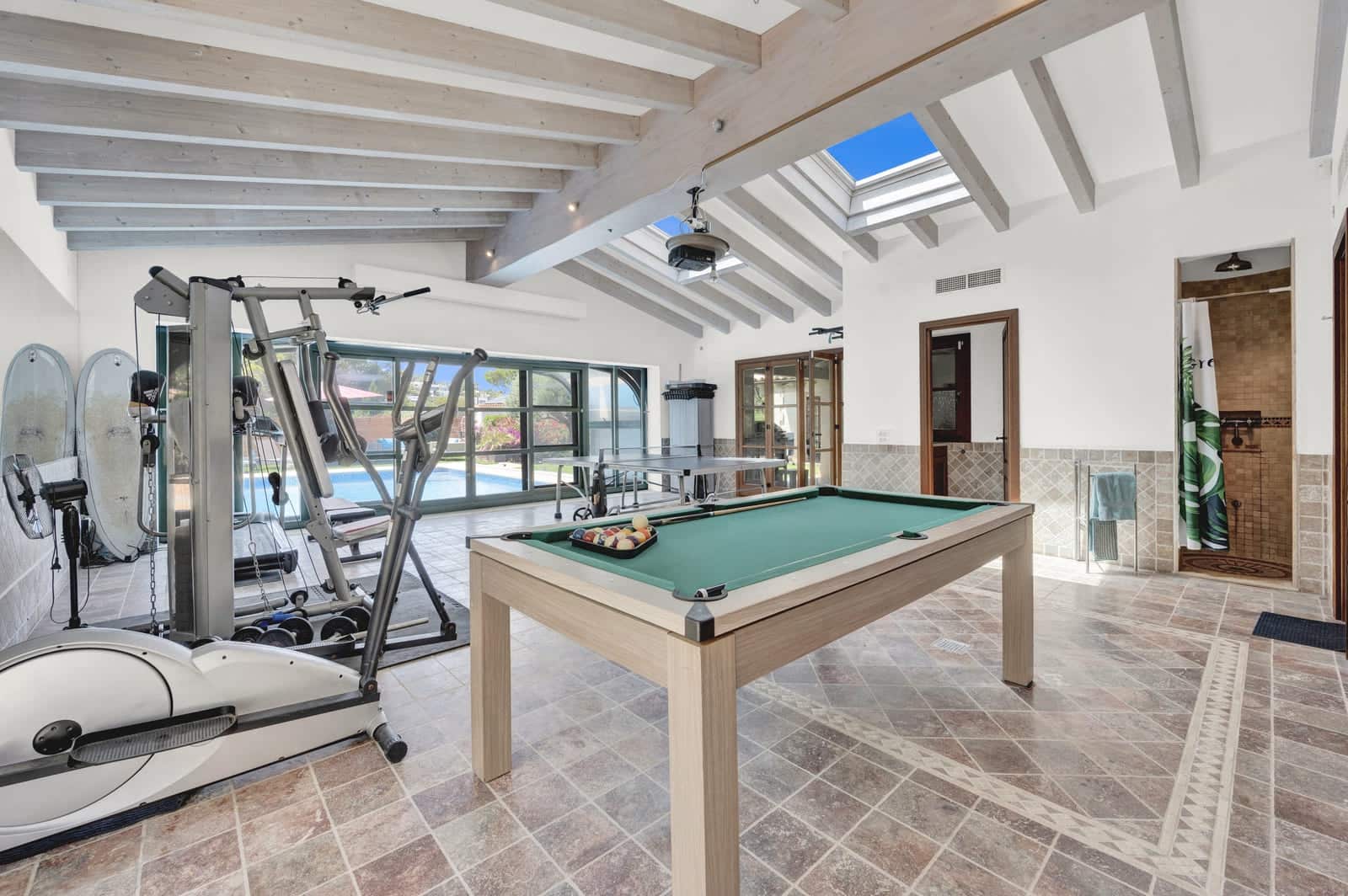 6 soveværelse Villa til salg i Santa Ponsa med swimmingpool garage - € 3.900.000 (Ref: 9104165)