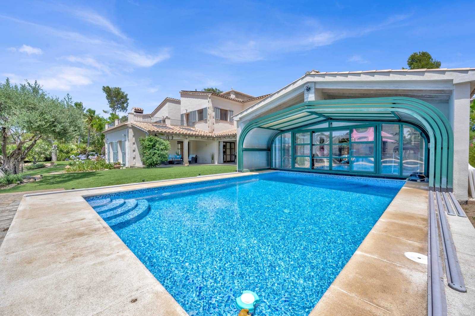 6 soveværelse Villa til salg i Santa Ponsa med swimmingpool garage - € 3.900.000 (Ref: 9104165)