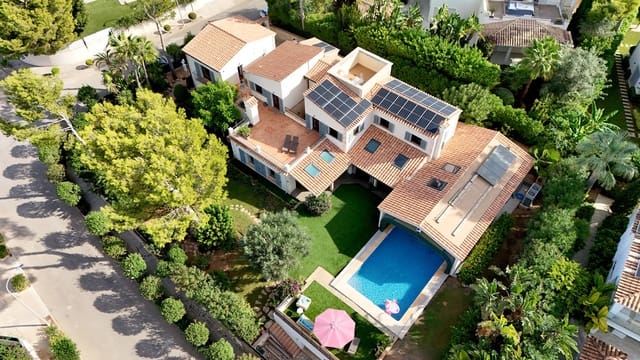 6 soveværelse Villa til salg i Santa Ponsa, Calvià med swimmingpool garage - € 3.900.000 (Ref: 9104165)