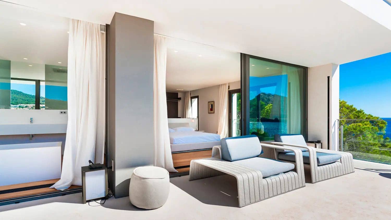 7 soveværelse Villa til leje i Es Camp De Mar / El Camp De Mar med swimmingpool garage - € 25.000 (Ref: 9127897)