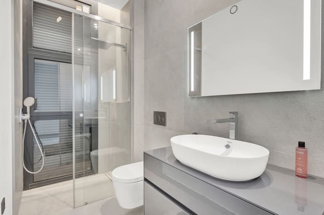 Chalet de 4 habitaciones en Bendinat, Calvià en alquiler con piscina garaje - 15.000 € (Ref: 9145128)