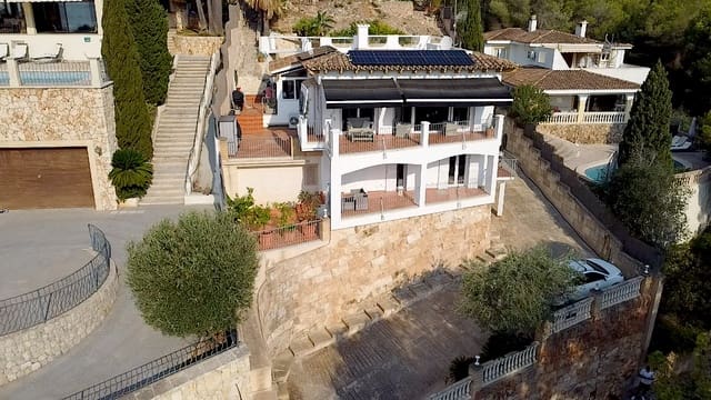 4 bedroom Villa for sale in Costa d'en Blanes, Calvià with pool garage - € 2,250,000 (Ref: 9165427)