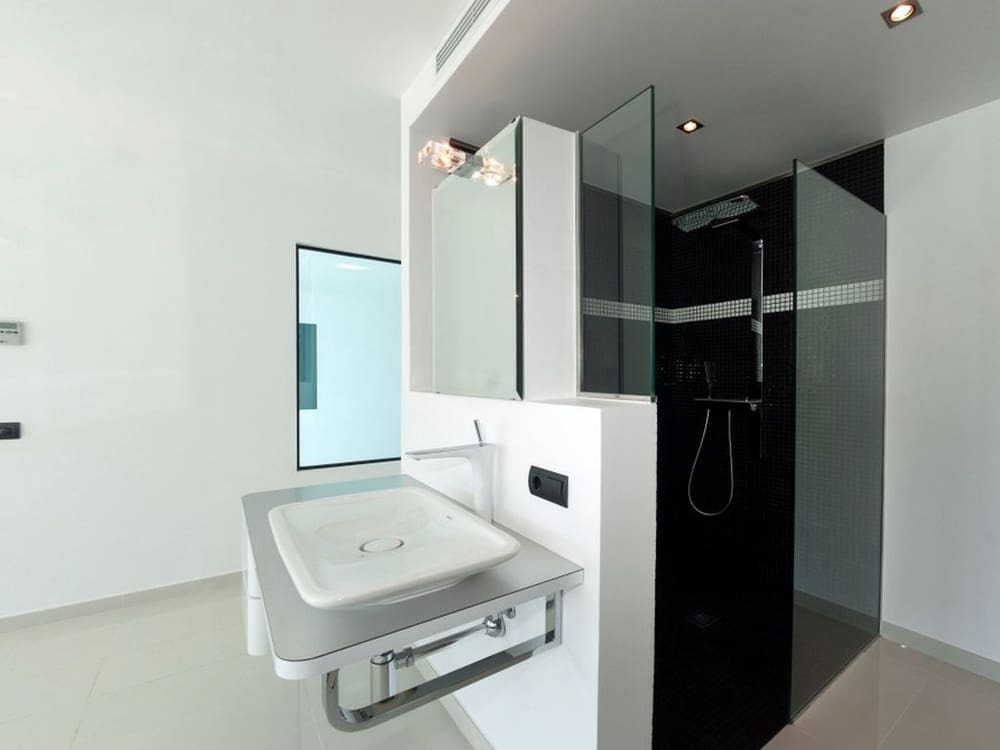 4 slaapkamer Villa te huur in Costa d'en Blanes met zwembad garage - € 8.000 (Ref: 9200154)