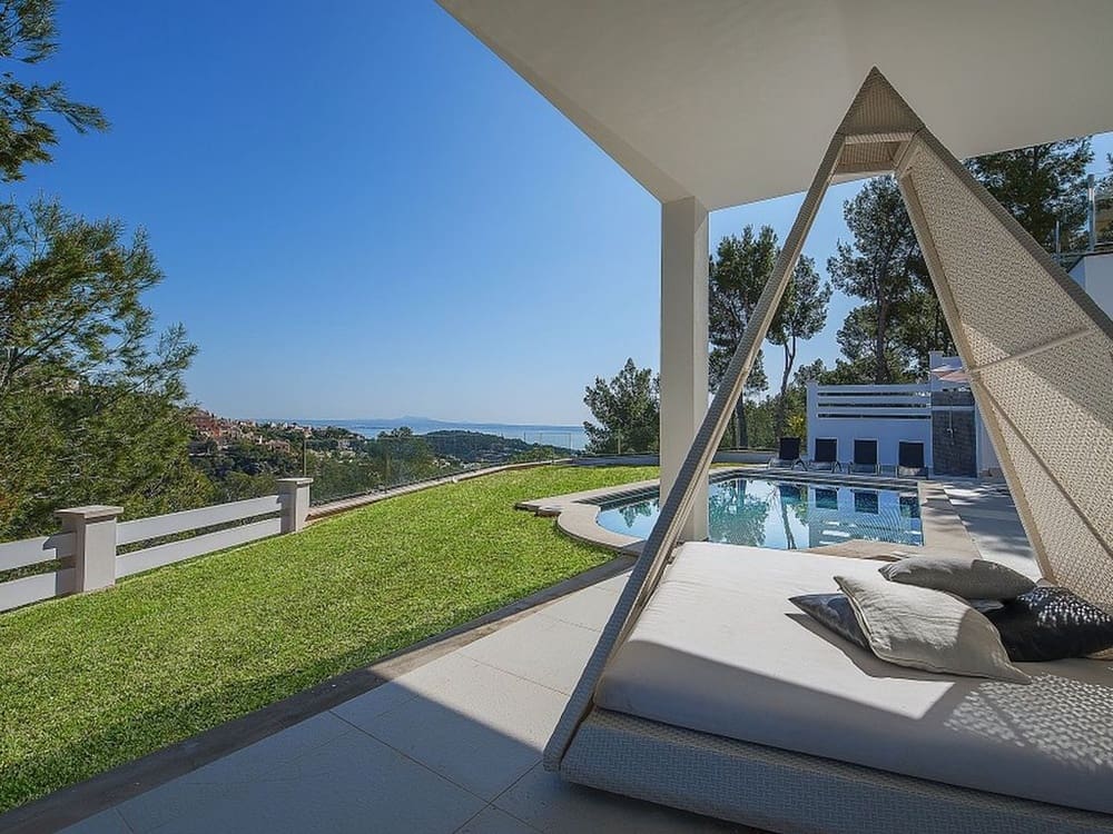 4 slaapkamer Villa te huur in Costa d'en Blanes met zwembad garage - € 8.000 (Ref: 9200154)