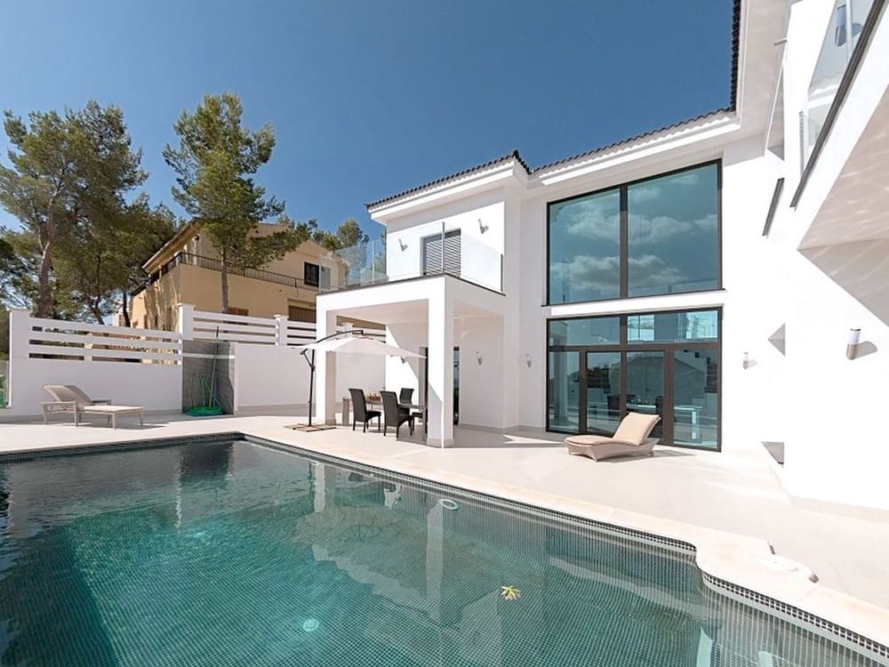 4 slaapkamer Villa te huur in Costa d'en Blanes met zwembad garage - € 8.000 (Ref: 9200154)