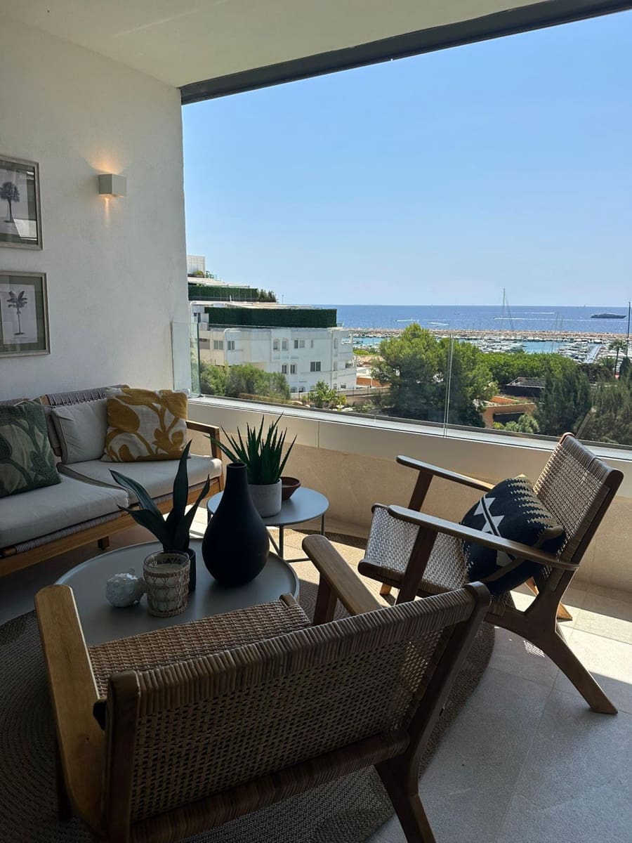 3 slaapkamer Flat te huur in Portals Nous met zwembad - € 4.200 (Ref: 9226080)