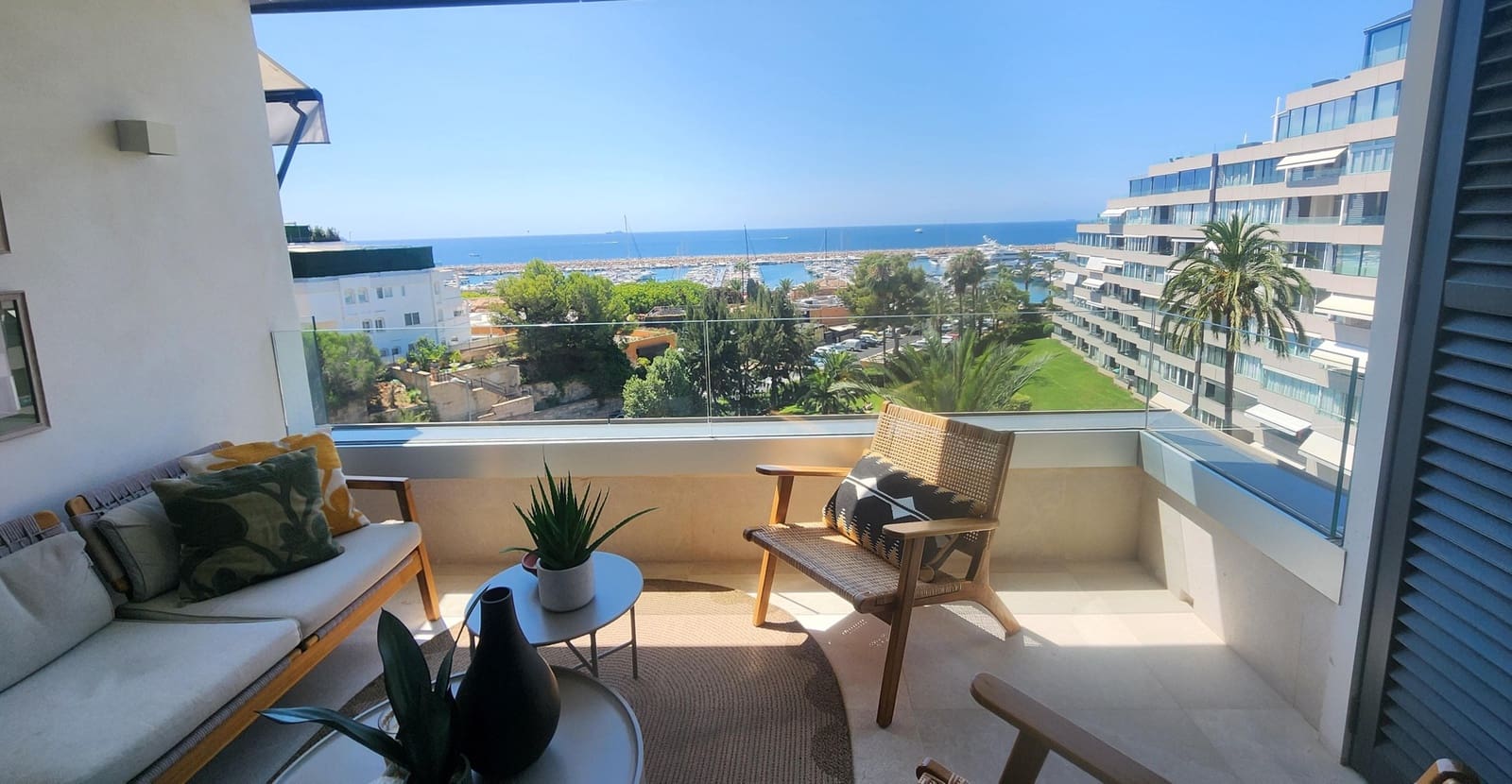 3 slaapkamer Flat te huur in Portals Nous met zwembad - € 4.200 (Ref: 9226080)