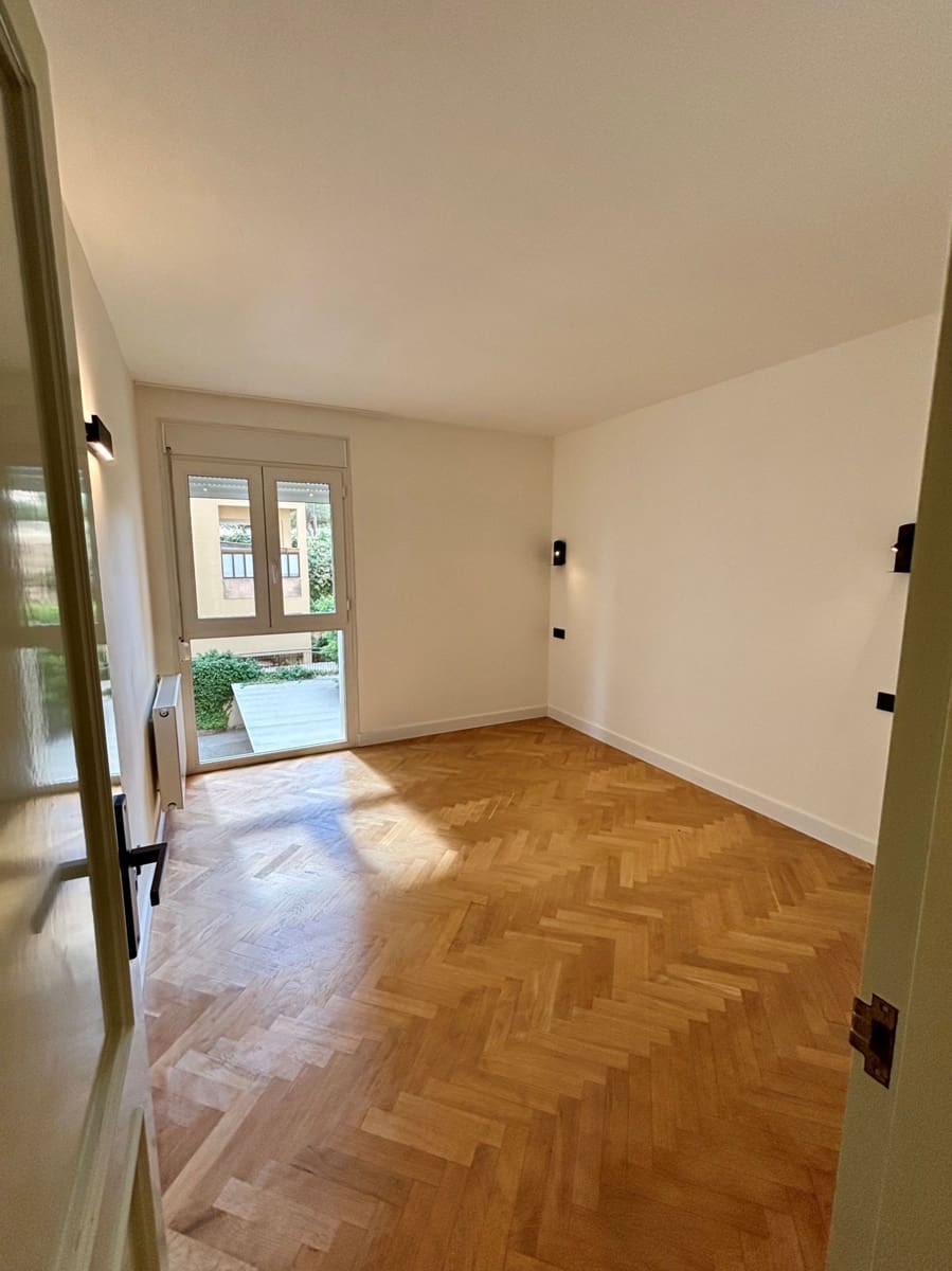 3 soveværelse Lejlighed til leje i Palma de Mallorca med swimmingpool garage - € 4.700 (Ref: 9312177)