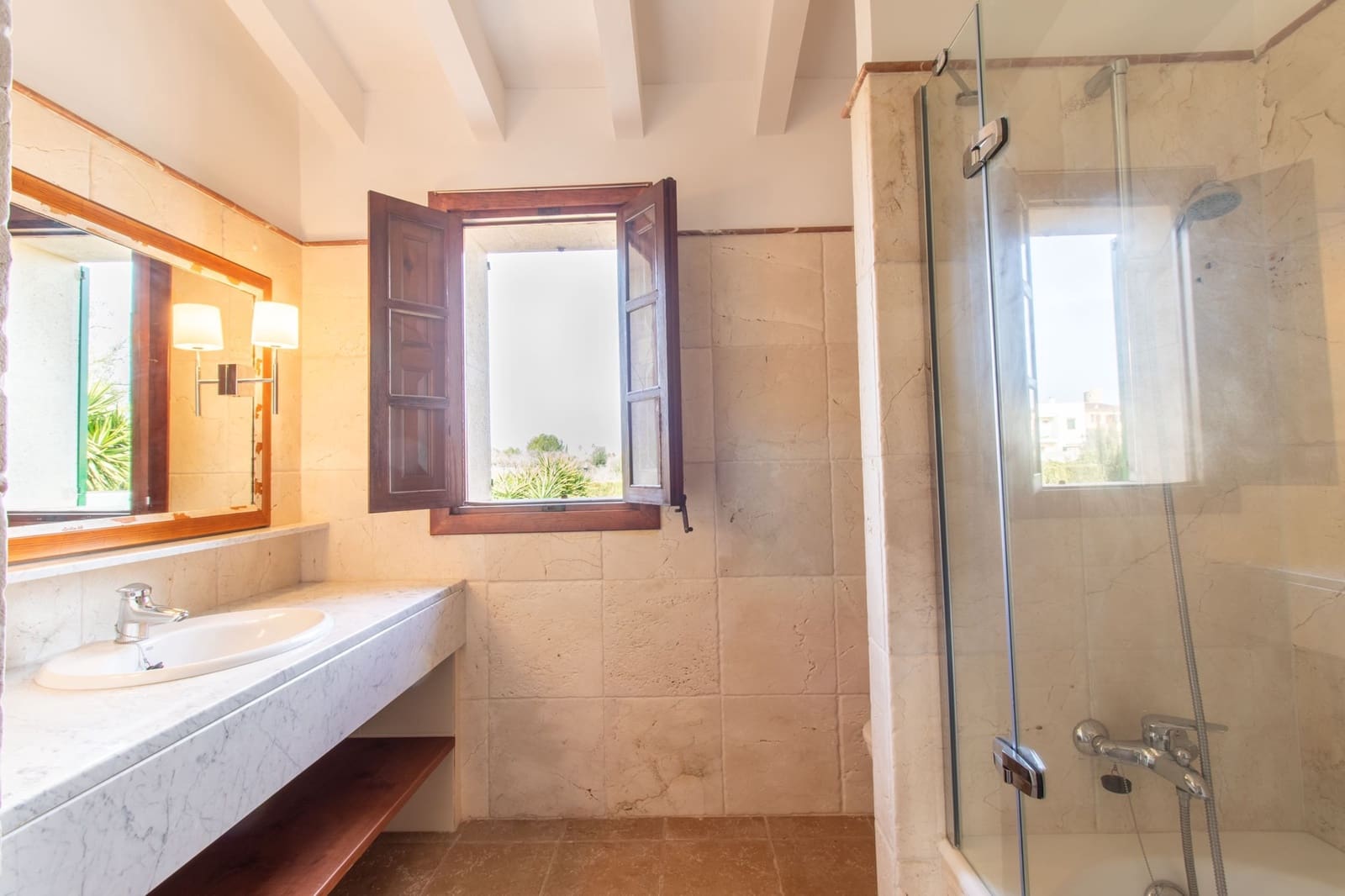 5 soverom Villa til salgs i Biniali med garasje - € 1 000 000 (Ref: 9317035)