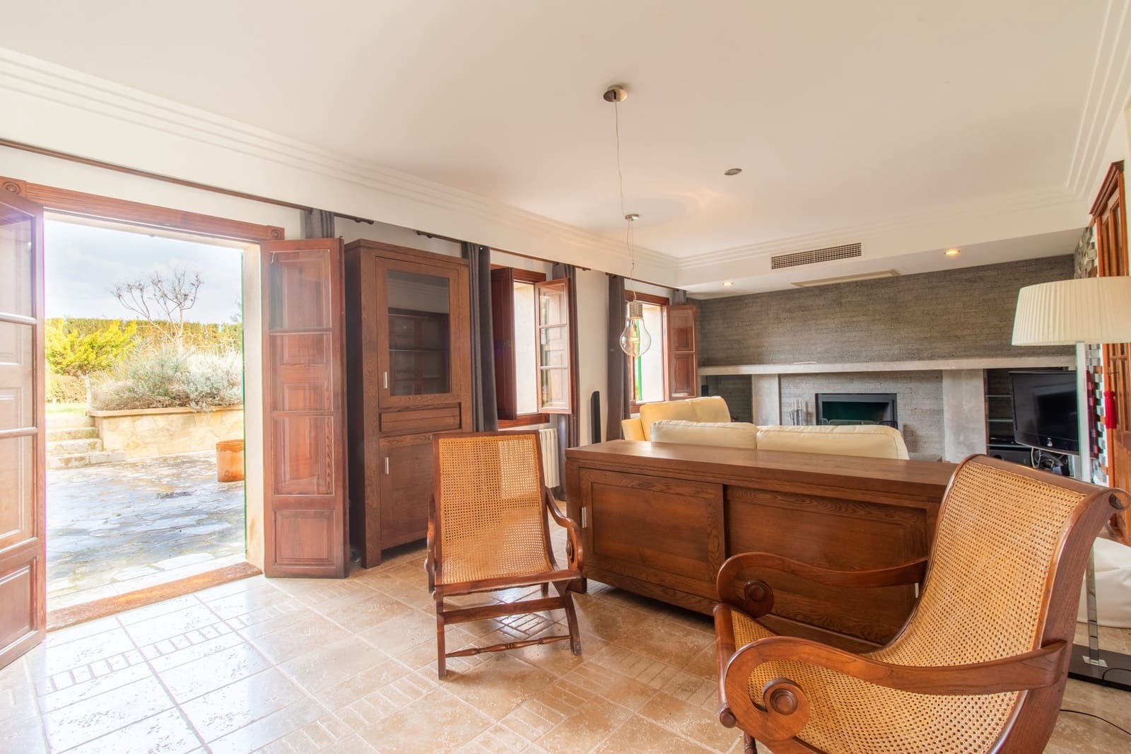 5 soverom Villa til salgs i Biniali med garasje - € 1 000 000 (Ref: 9317035)