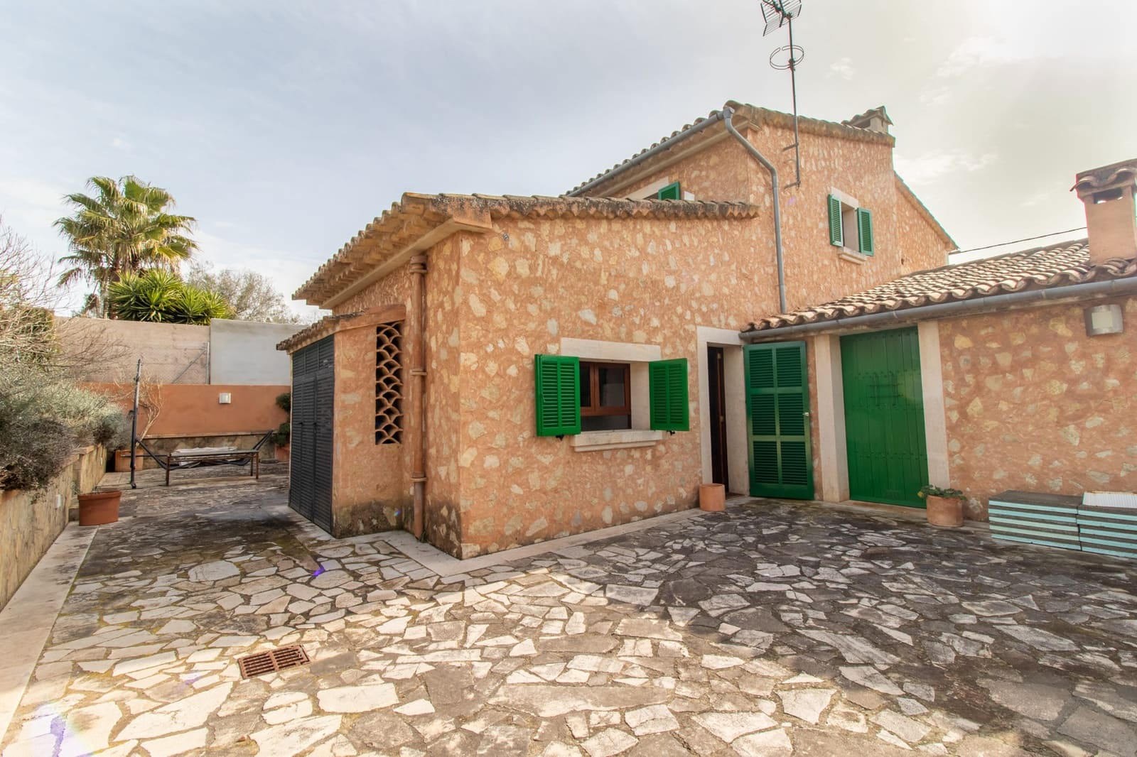 5 soverom Villa til salgs i Biniali med garasje - € 1 000 000 (Ref: 9317035)