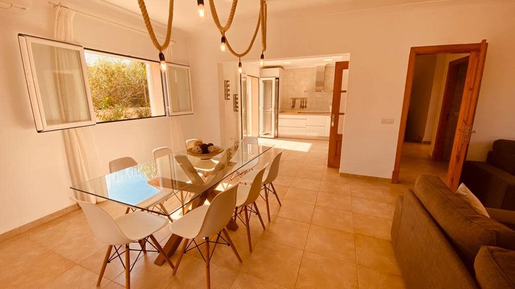 4 slaapkamer Villa te koop in Colonia de Sant Pere / Colonia de San Pedro met zwembad garage - € 1.550.000 (Ref: 9317037)