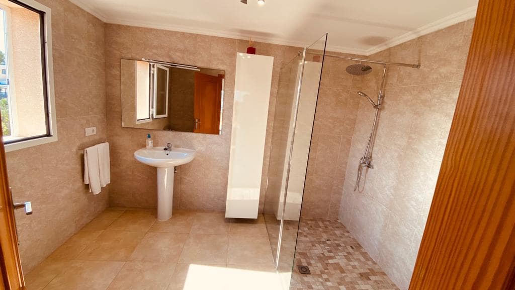 4 slaapkamer Villa te koop in Colonia de Sant Pere / Colonia de San Pedro met zwembad garage - € 1.550.000 (Ref: 9317037)