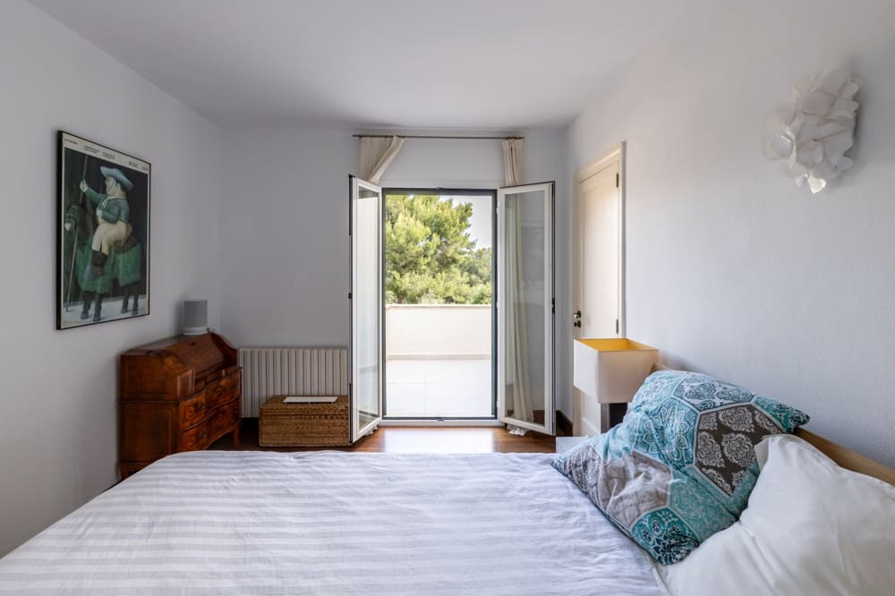 4 bedroom Villa for sale in Genova with pool garage - € 2,300,000 (Ref: 9400214)