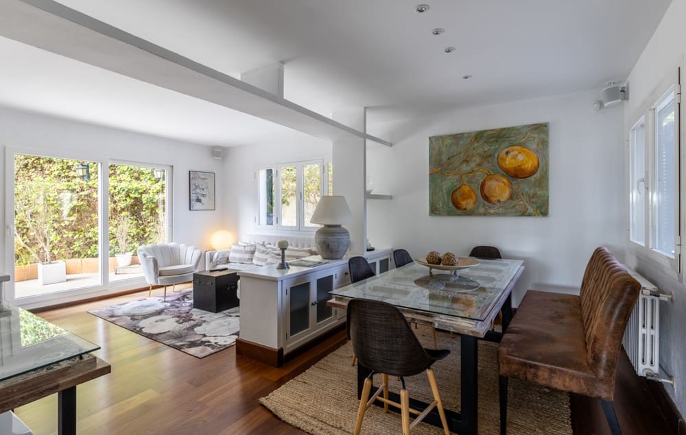 4 bedroom Villa for sale in Genova with pool garage - € 2,300,000 (Ref: 9400214)