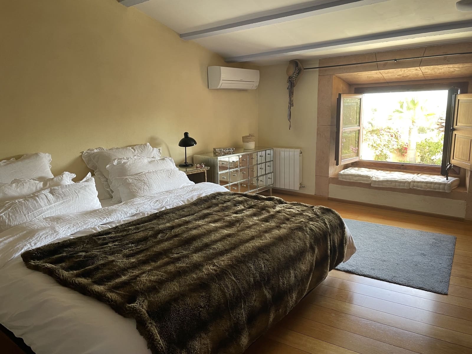 3 bedroom Villa for sale in Llucmajor with pool garage - € 1,995,000 (Ref: 9400216)