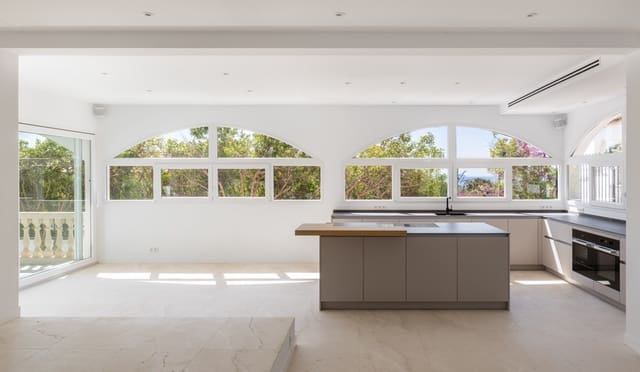 3 soveværelse Villa til salg i Genova, Palma de Mallorca med swimmingpool garage - € 3.200.000 (Ref: 9400217)