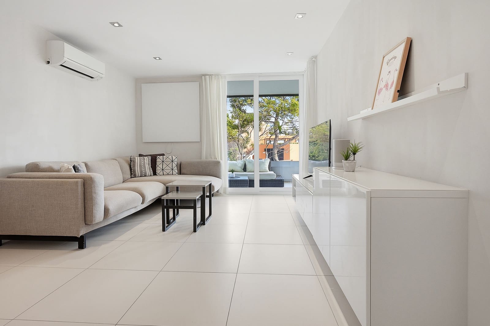 3 bedroom Flat for sale in Portals Nous with pool - € 749,000 (Ref: 9400218)