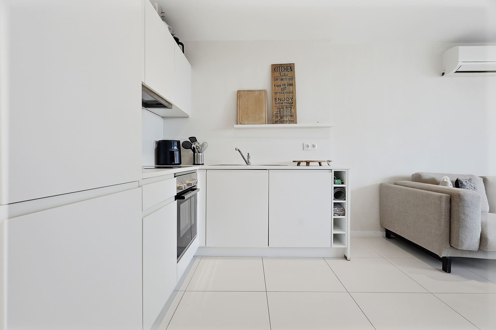 3 bedroom Flat for sale in Portals Nous with pool - € 749,000 (Ref: 9400218)