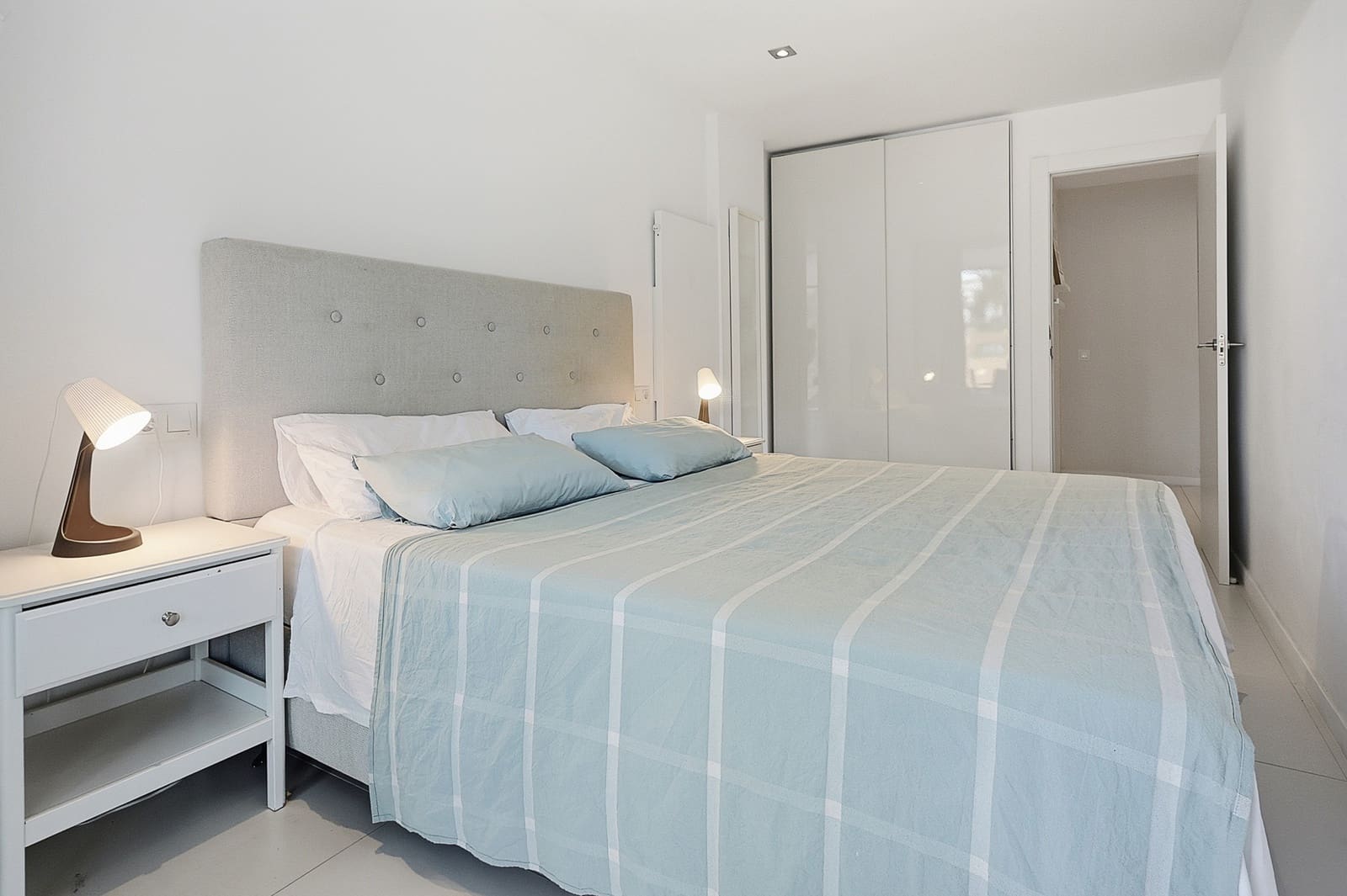 3 bedroom Flat for sale in Portals Nous with pool - € 749,000 (Ref: 9400218)