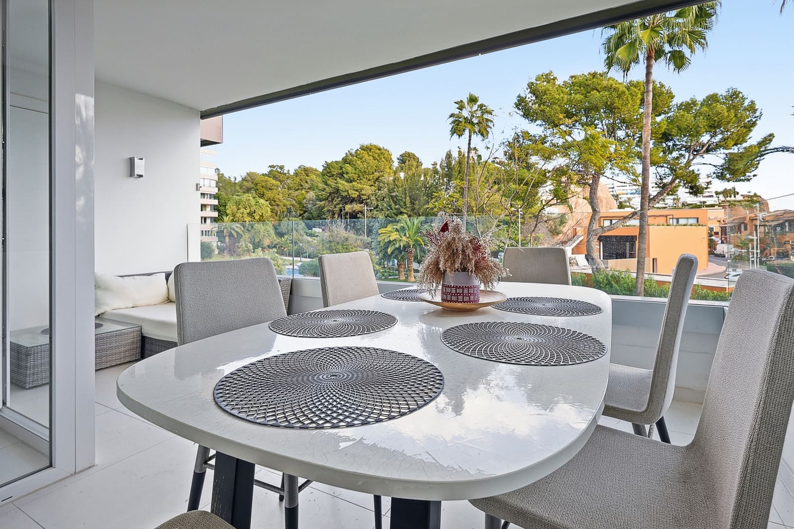 3 bedroom Flat for sale in Portals Nous with pool - € 749,000 (Ref: 9400218)