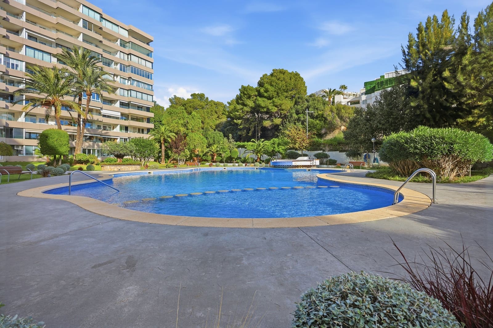 3 bedroom Flat for sale in Portals Nous with pool - € 749,000 (Ref: 9400218)
