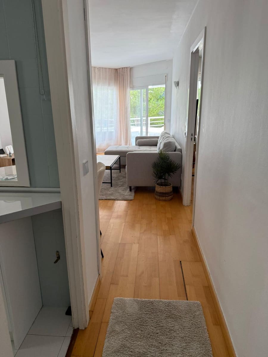 2 soveværelse Lejlighed til leje i Cala Vinyes / Cala Vinyas / Cala Vinas med swimmingpool garage - € 1.820 (Ref: 9400220)