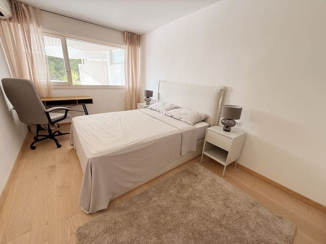 2 bedroom Flat for rent in Cala Vinyes / Cala Vinyas / Cala Viñas, Calvià with pool garage - € 1,820 (Ref: 9400220)