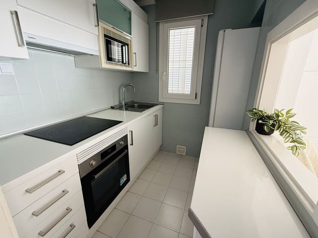 2 bedroom Flat for rent in Cala Vinyes / Cala Vinyas / Cala Viñas, Calvià with pool garage - € 1,820 (Ref: 9400220)