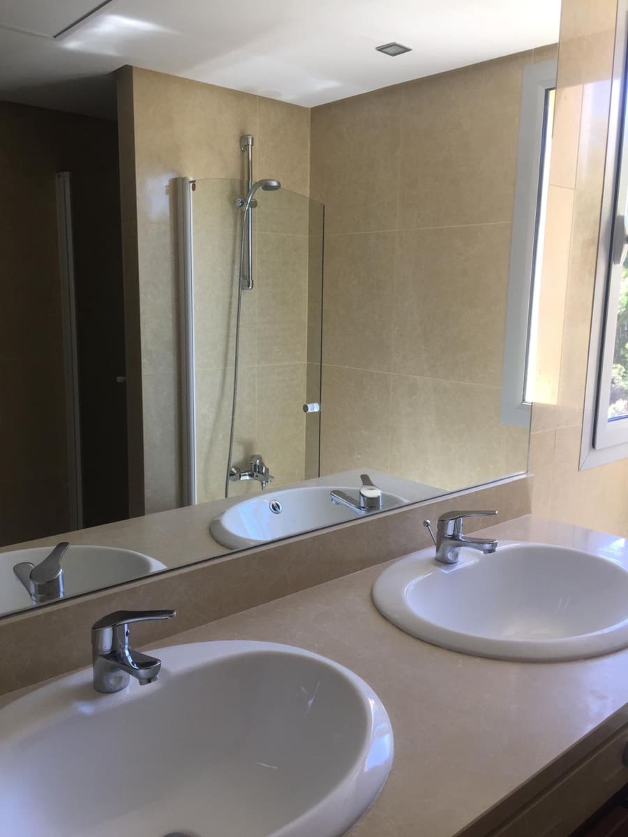 3 makuuhuone Kattohuoneisto vuokrattavana paikassa Sol de Mallorca mukana uima-altaan 
autotalli - 3 200 € (Ref: 9450400)