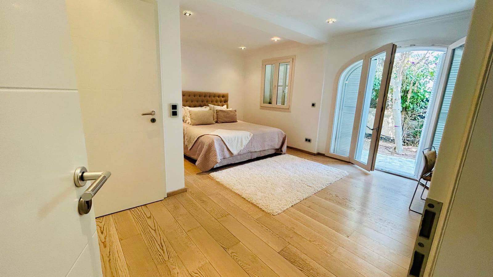 4 bedroom Villa for rent in Costa d'en Blanes with pool garage - € 9,700 (Ref: 9506347)