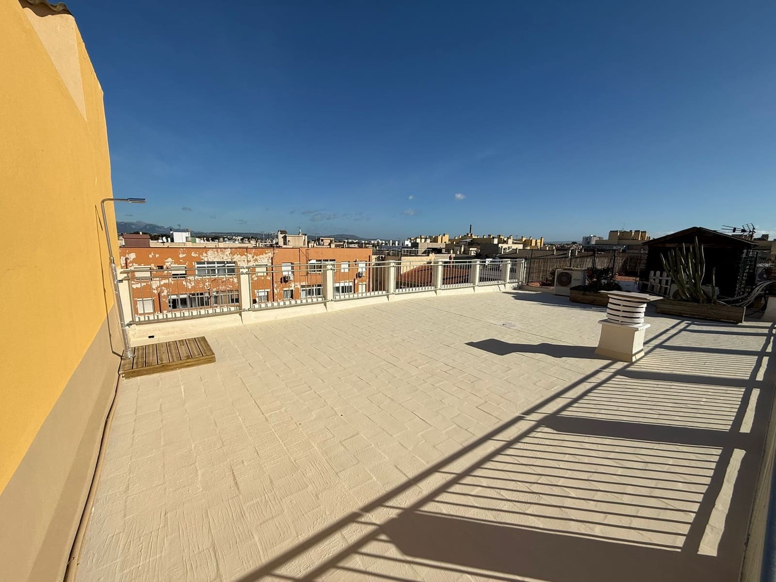 2 bedroom Penthouse for sale in Es Molinar / El Molinar - € 860,000 (Ref: 9511213)