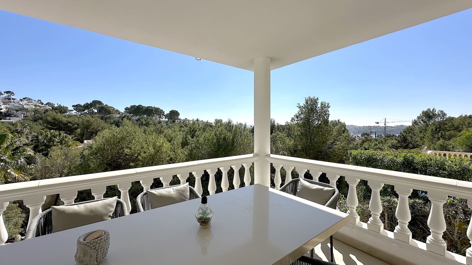 Chalet de 4 habitaciones en Costa de la Calma en venta con piscina garaje - 1.980.000 € (Ref: 9630617)